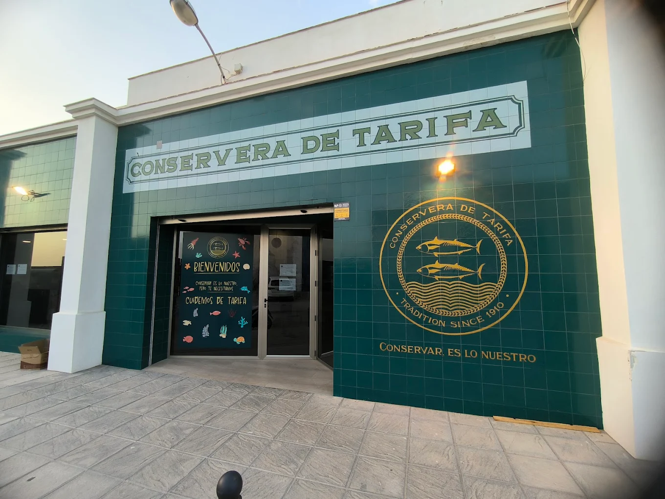 Fachada Conservera de Tarifa